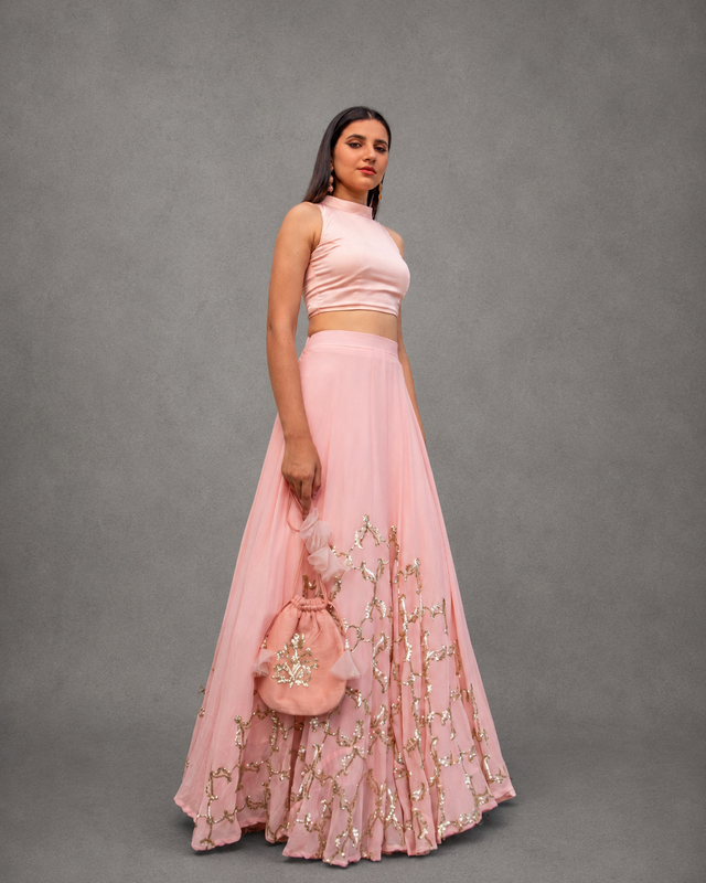 IHSAR Pink Flared Skirt in Baby Pink – skirt with gold sequin embroidery