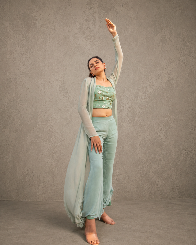 IHSAR Pastel Mint 3 Piece Shrug Set in Mint Green – side view