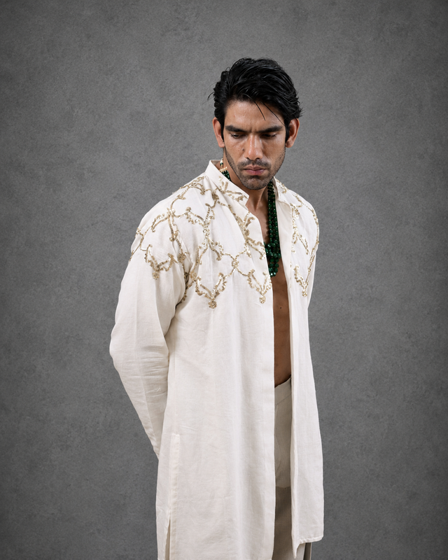 IHSAR Off White Long Shirt Men in Off-White – back view