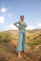 IHSAR Pastel Mint 3 Piece Shrug Set in Mint Green – detail view