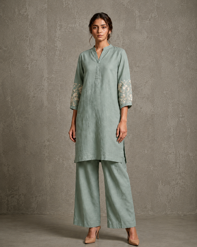 IHSAR Off-White Kurta With Sequins Sleeves in Aqua Green – kurta with gold sequin embroidery