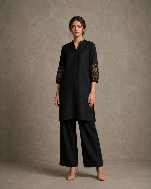 IHSAR Off-White Kurta With Sequins Sleeves in Black – kurta with gold sequin embroidery